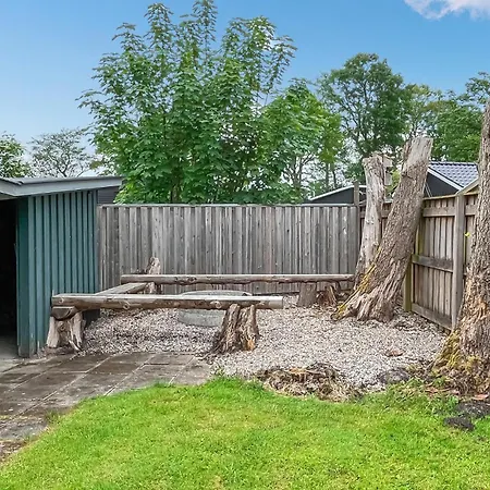 4 Bedroom Stunning In Feriehus