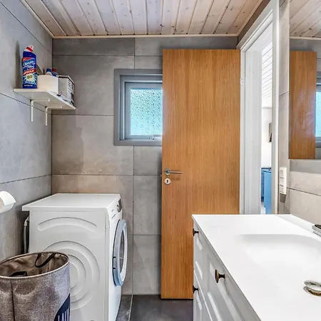 4 Bedroom Stunning In Haderslev
